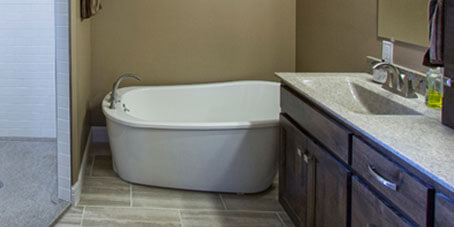 Unique Free-Standing Tub
